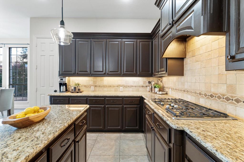 924 Lairds Lane Allen, TX 75013 - Photo 11 of 40