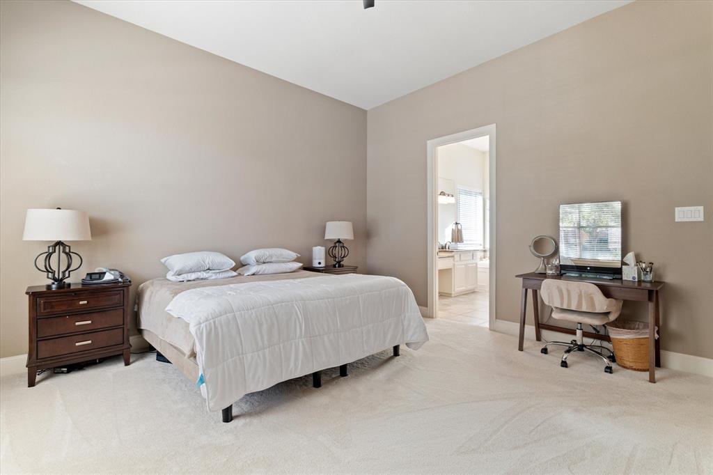 924 Lairds Lane Allen, TX 75013 - Photo 15 of 40