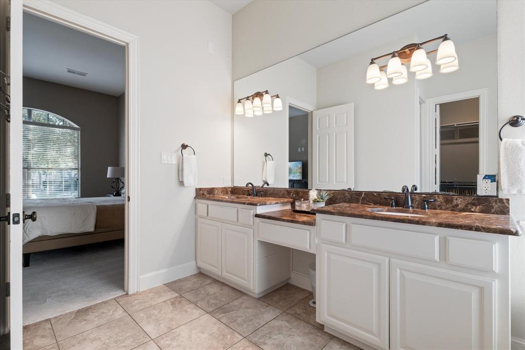 924 Lairds Lane Allen, TX 75013 - Photo 18 of 40