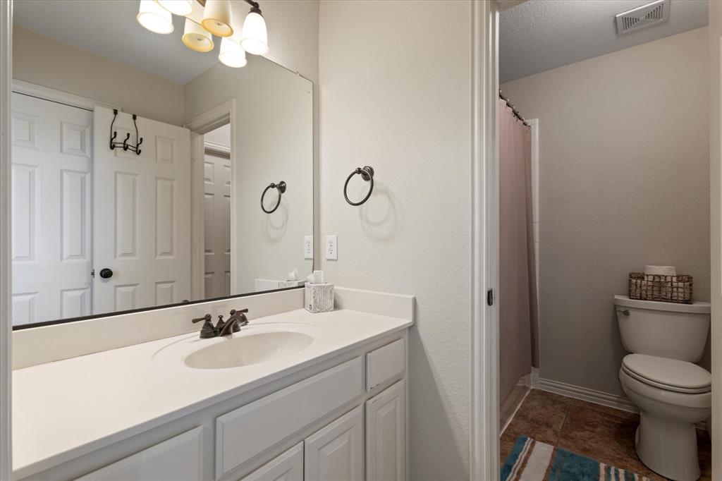 924 Lairds Lane Allen, TX 75013 - Photo 26 of 40