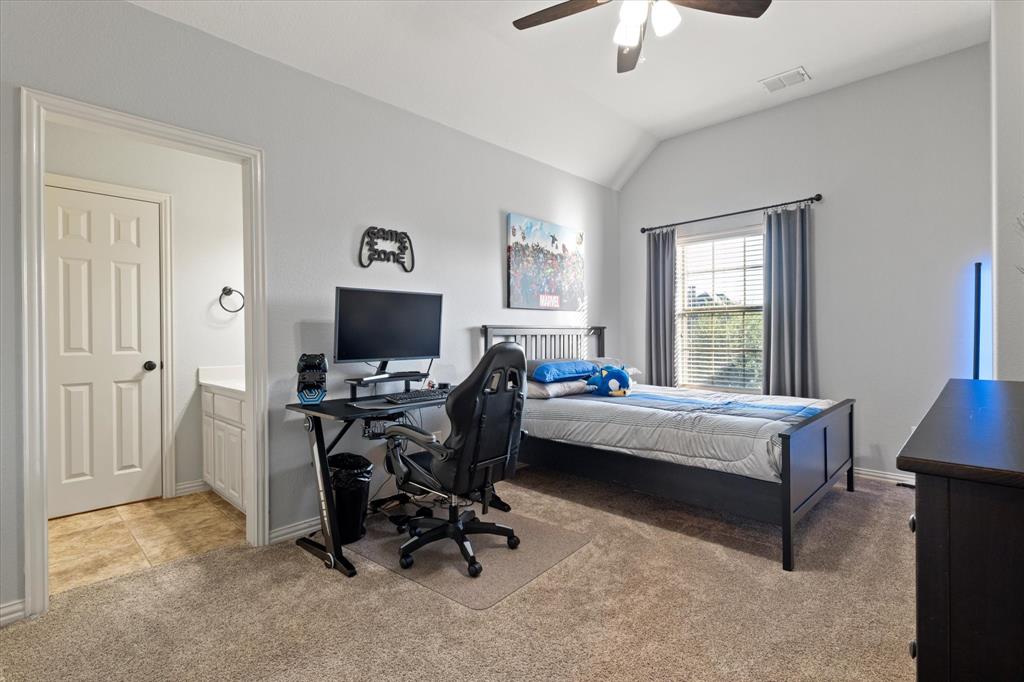 924 Lairds Lane Allen, TX 75013 - Photo 27 of 40