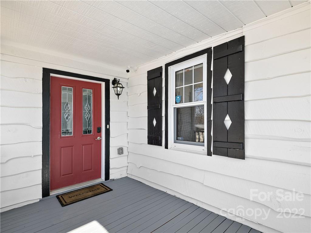 218 Pinner Road Arden, NC 28704 - Photo 3 of 31 Gallery Image 3