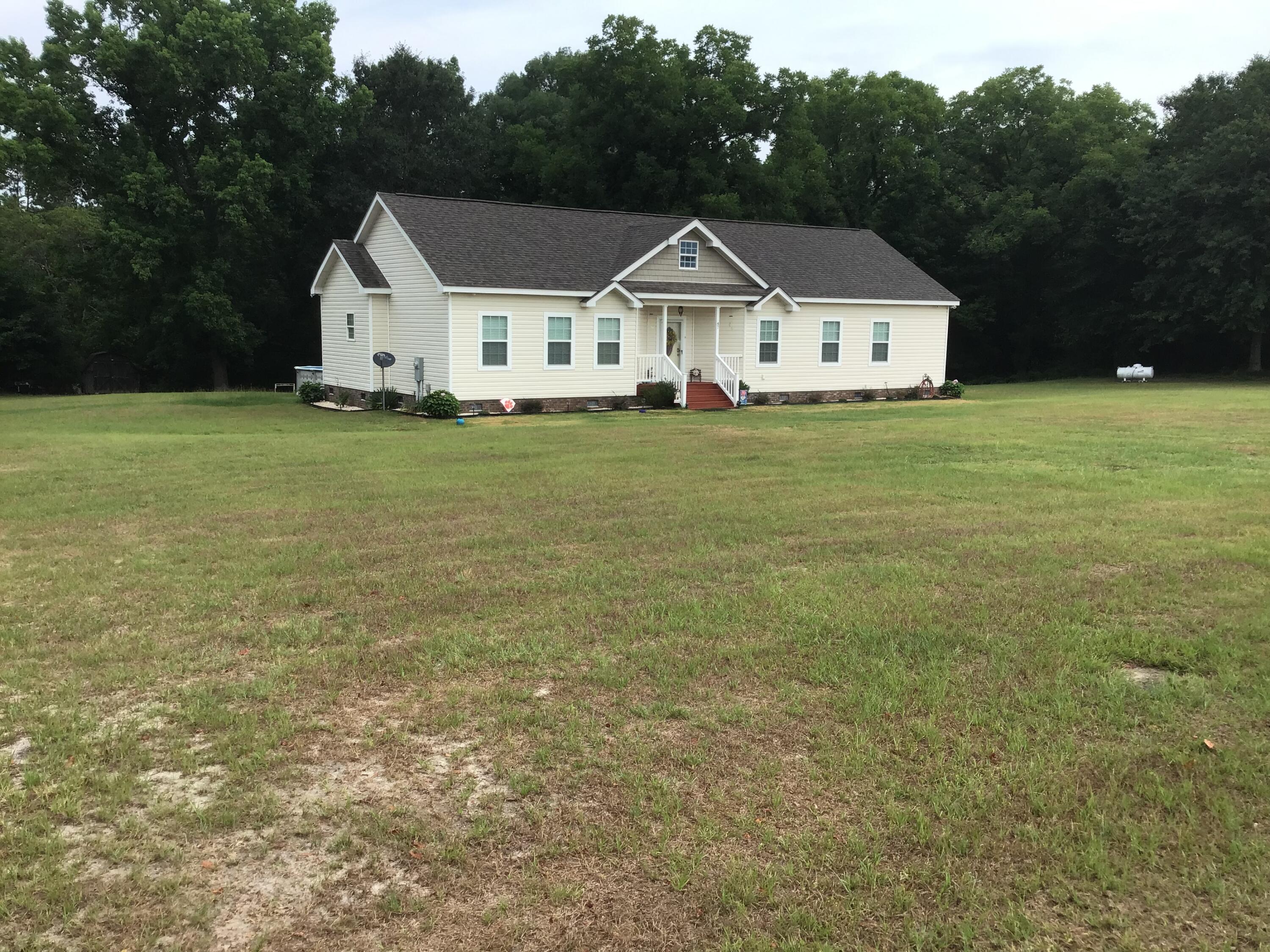 47 Peele Road Salley, SC 29137 - Photo 5 of 95