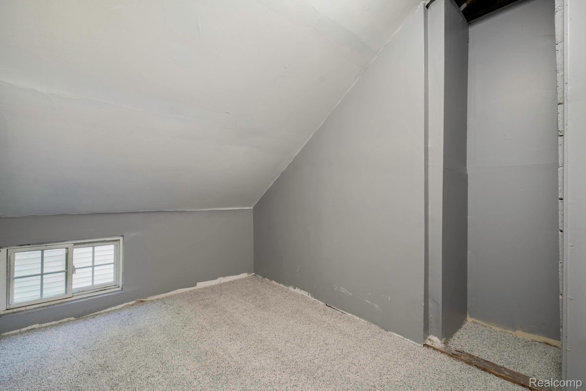 6406 Forrer Street Detroit, MI 48228 - Photo 18 of 25 DSC04985.JPG