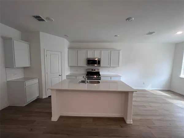 $2,190 | 1105 Mahogany Lane, Princeton, TX 75407