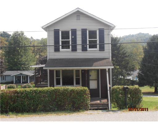 231 Amend Road Uniontown, PA 15401 - Photo 1 of 7 Exterior Front.