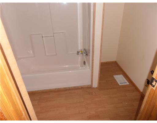 231 Amend Road Uniontown, PA 15401 - Photo 7 of 7 Full Bath.