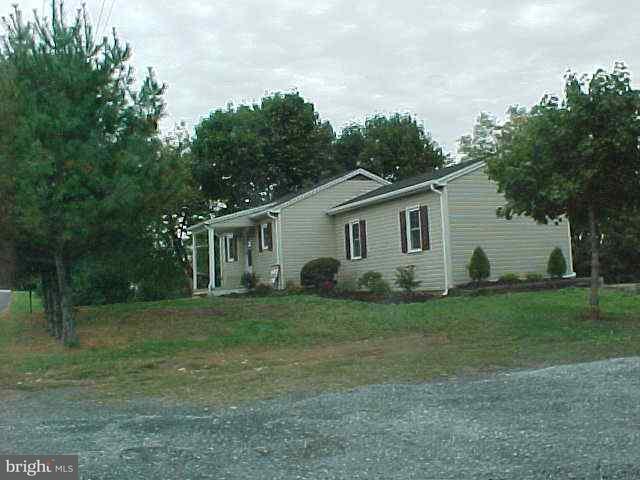 15 Cold Springs Road Carlisle, PA 17015 - Photo 8 of 8 Gallery Image 8