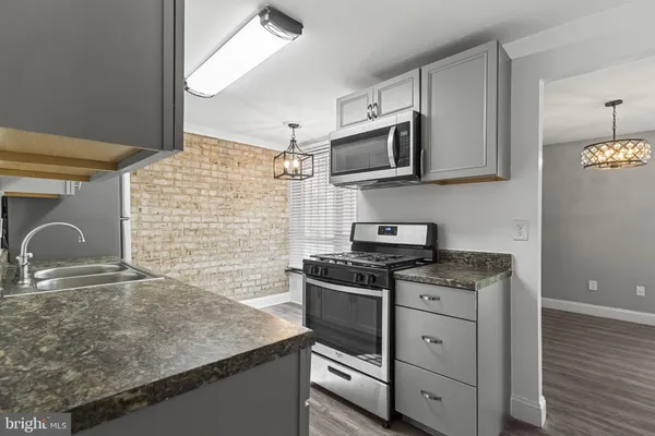 $155,000 | 3310 Huntley Square Drive, Unit T, Temple Hills, MD 20748