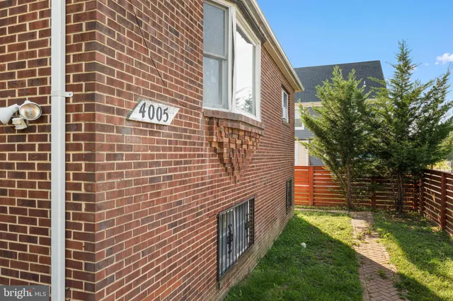 $2,395 | 4005 Anacostia Avenue Northeast, Washington, DC 20019