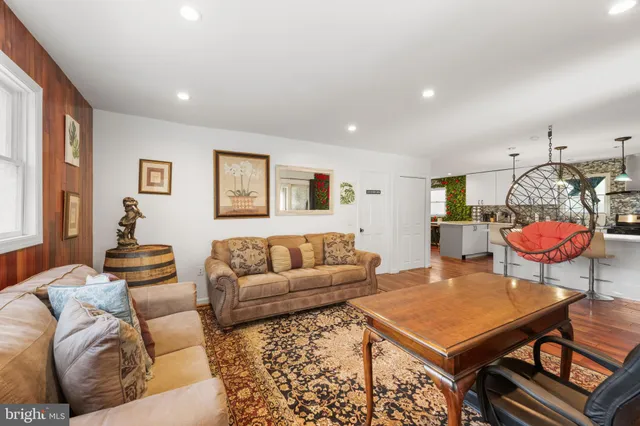 $2,395 | 4005 Anacostia Avenue Northeast, Washington, DC 20019