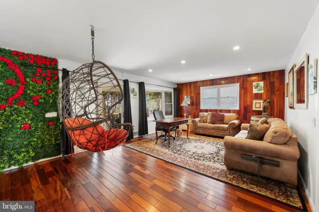 $2,395 | 4005 Anacostia Avenue Northeast, Washington, DC 20019