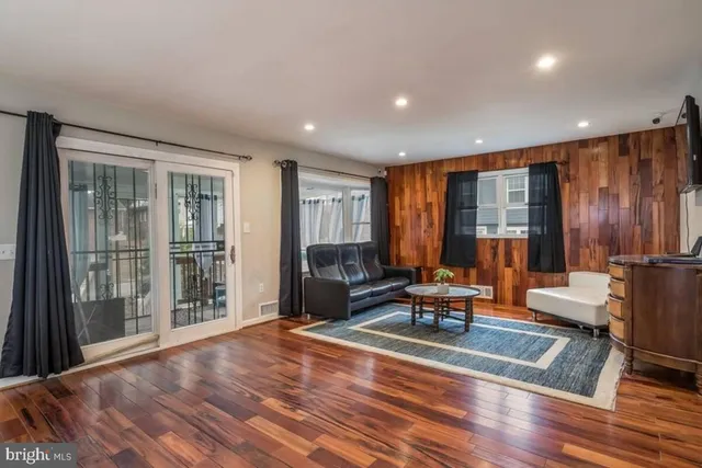 $2,395 | 4005 Anacostia Avenue Northeast, Washington, DC 20019