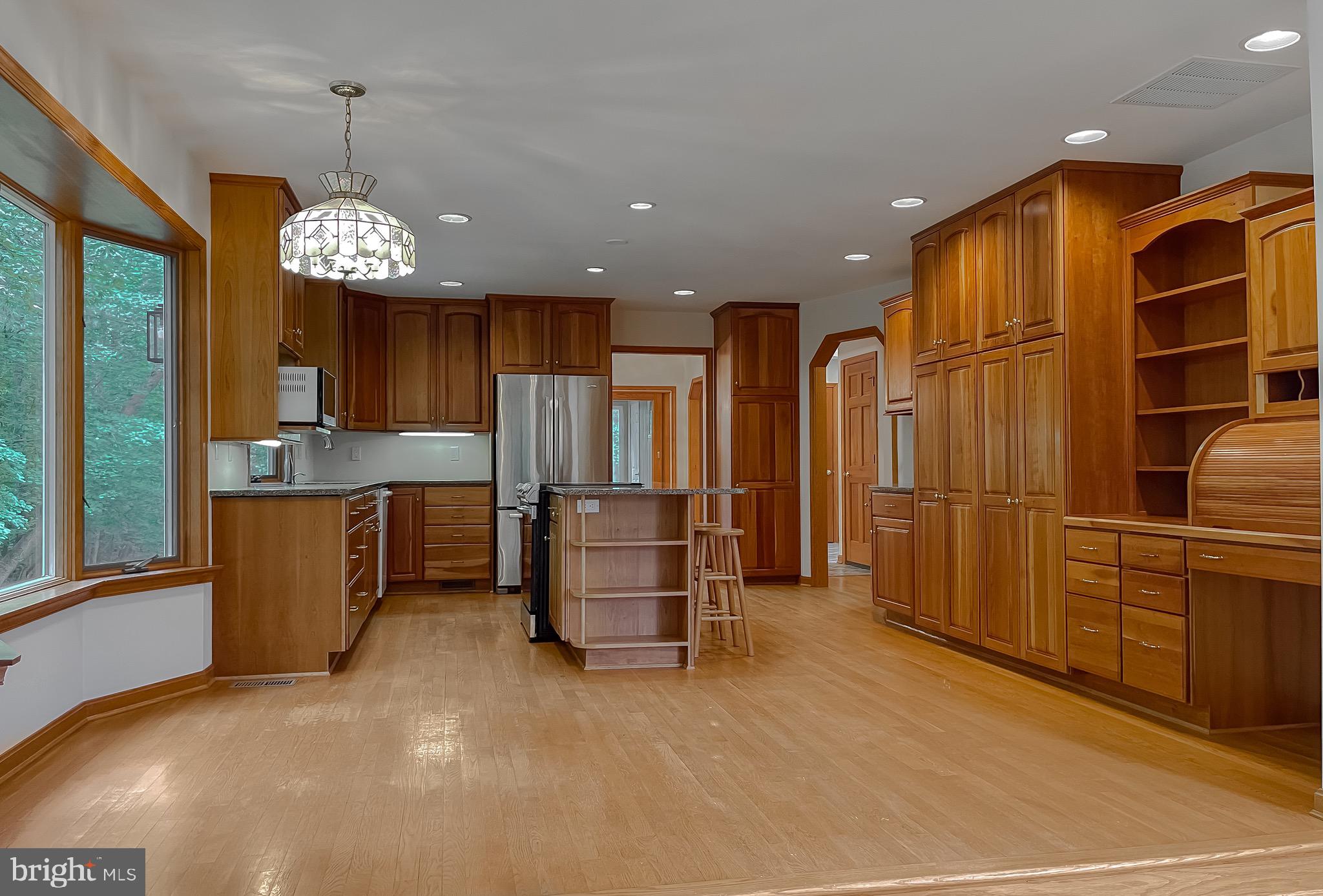 3050 Ross Road St. Leonard, MD 20685 - Photo 25 of 87 Spacious breakfast area w/great views of woods