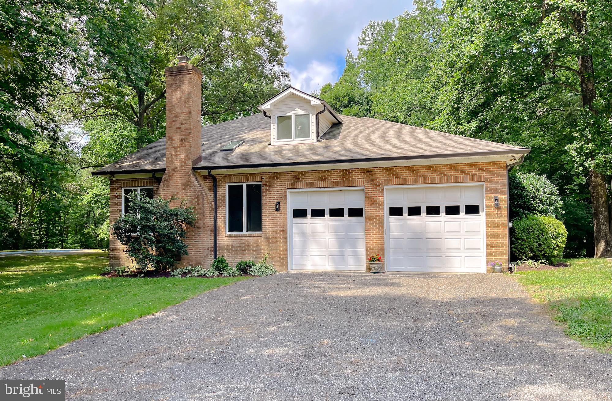 3050 Ross Road St. Leonard, MD 20685 - Photo 9 of 87 Attached 2 car garage