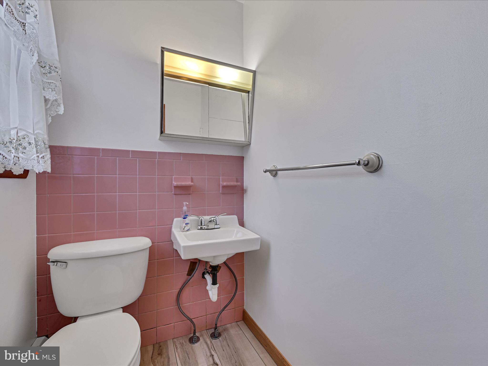 147 Mexico Road Pine Grove, PA 17963 - Photo 15 of 30 Primary Bathroom