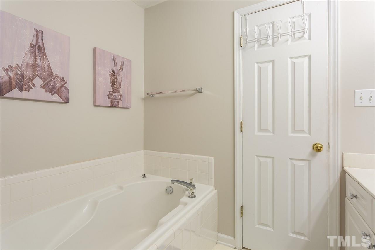 11032 Louson Place Raleigh, NC 27614 - Photo 21 of 30 Gallery Image 21