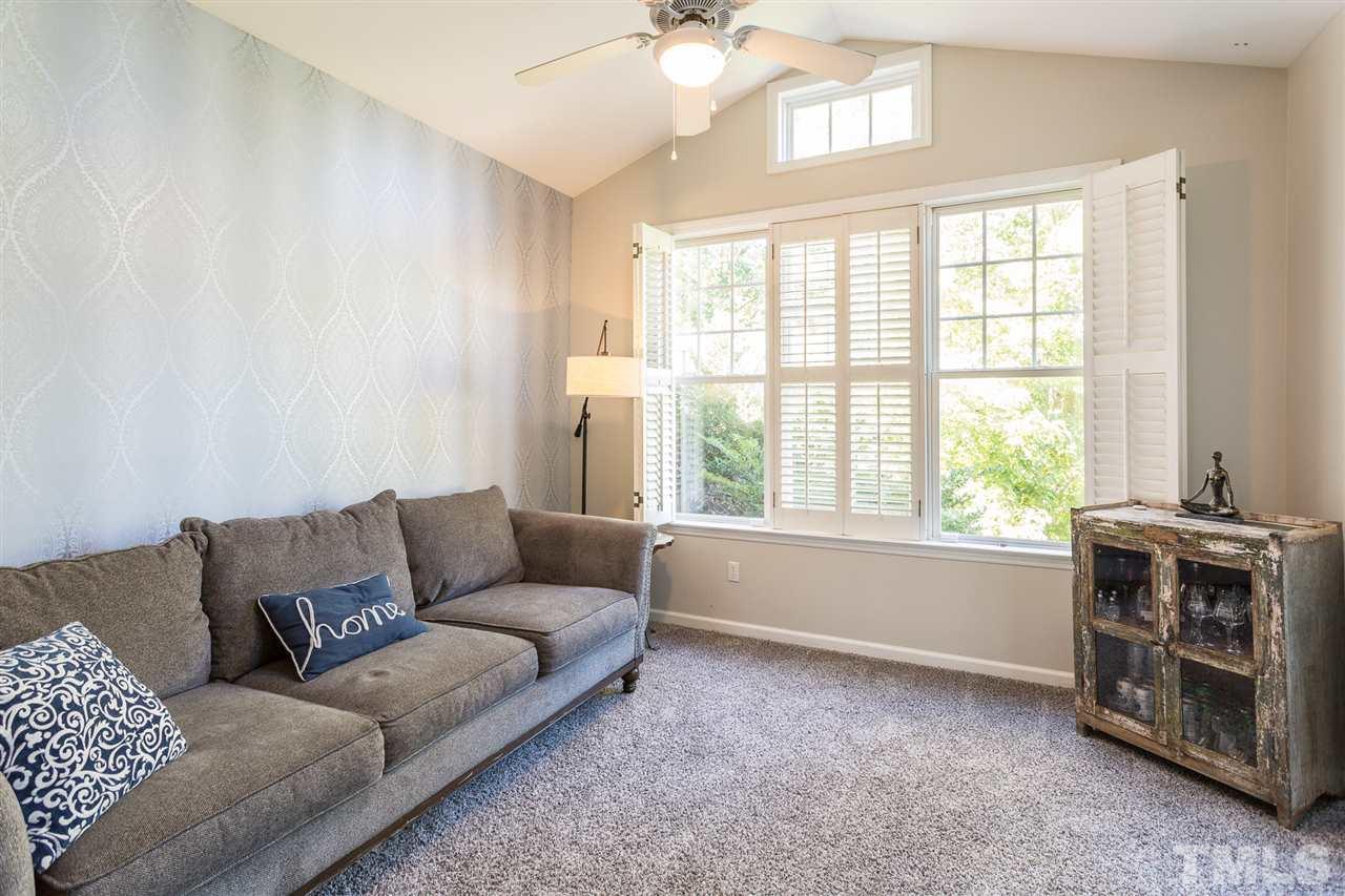 11032 Louson Place Raleigh, NC 27614 - Photo 10 of 30 Gallery Image 10