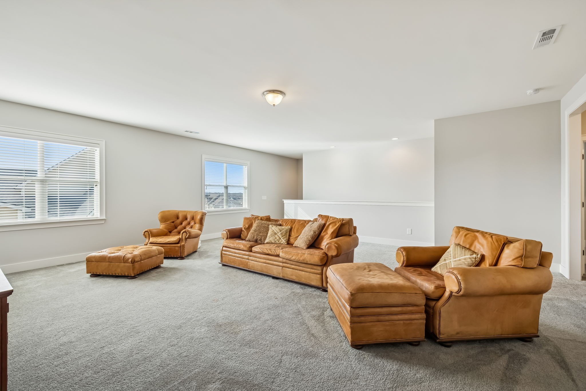 142 Vanner Road Mount Juliet, TN 37122 - Photo 35 of 52 a living room with furniture gym equipment and a window
