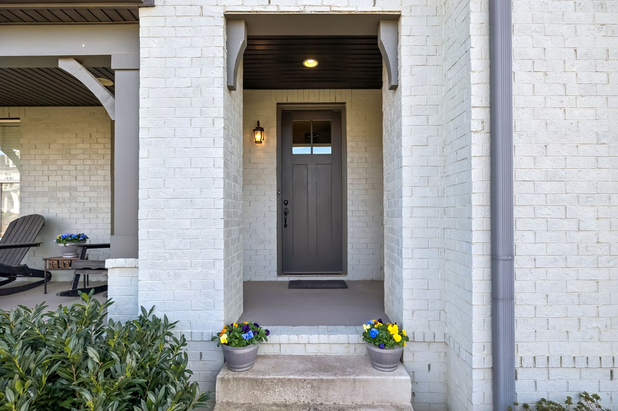 142 Vanner Road Mount Juliet, TN 37122 - Photo 6 of 52 a view of entryway and front view of a building