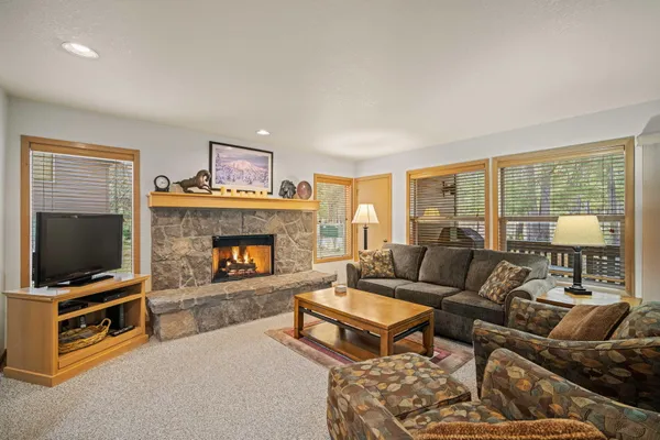 $12,500 | 57383 Beaver Ridge Loop, Unit 35D, Sunriver, OR 97707