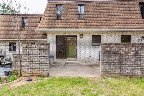 $254,900 | 33 Granby Heights, Unit 33, Granby, MA 01033