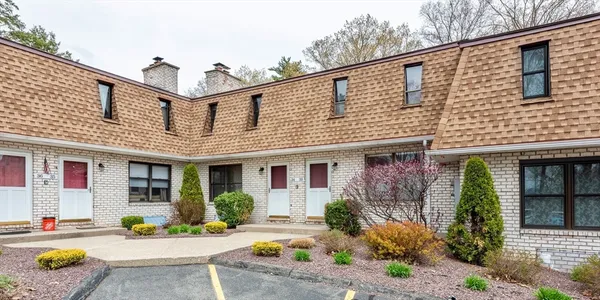 $254,900 | 33 Granby Heights, Unit 33, Granby, MA 01033