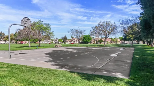 $749,000 | 547 Sepp Court, Ripon, CA 95366