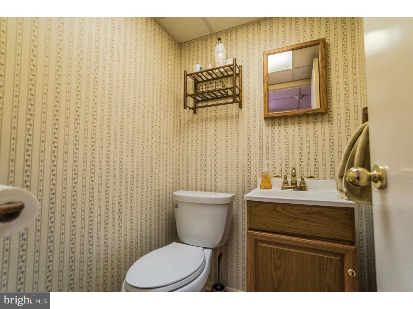 1800 Dillon Road Maple Glen, PA 19002 - Photo 20 of 25 Bathroom