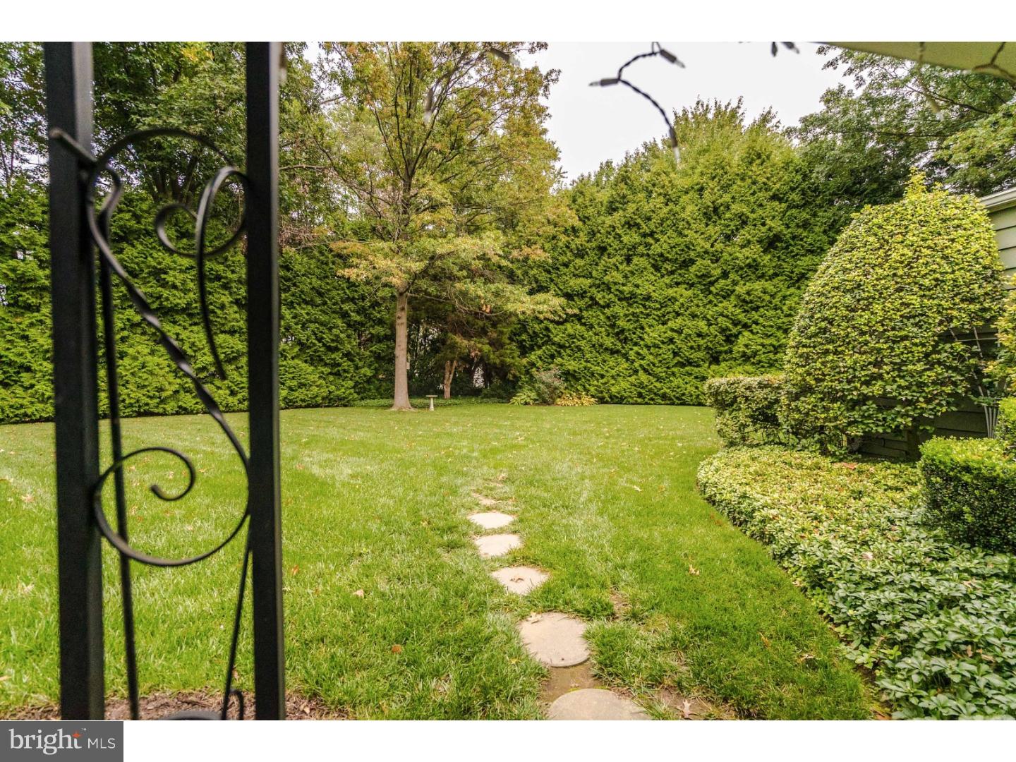 1800 Dillon Road Maple Glen, PA 19002 - Photo 23 of 25 Back Yard