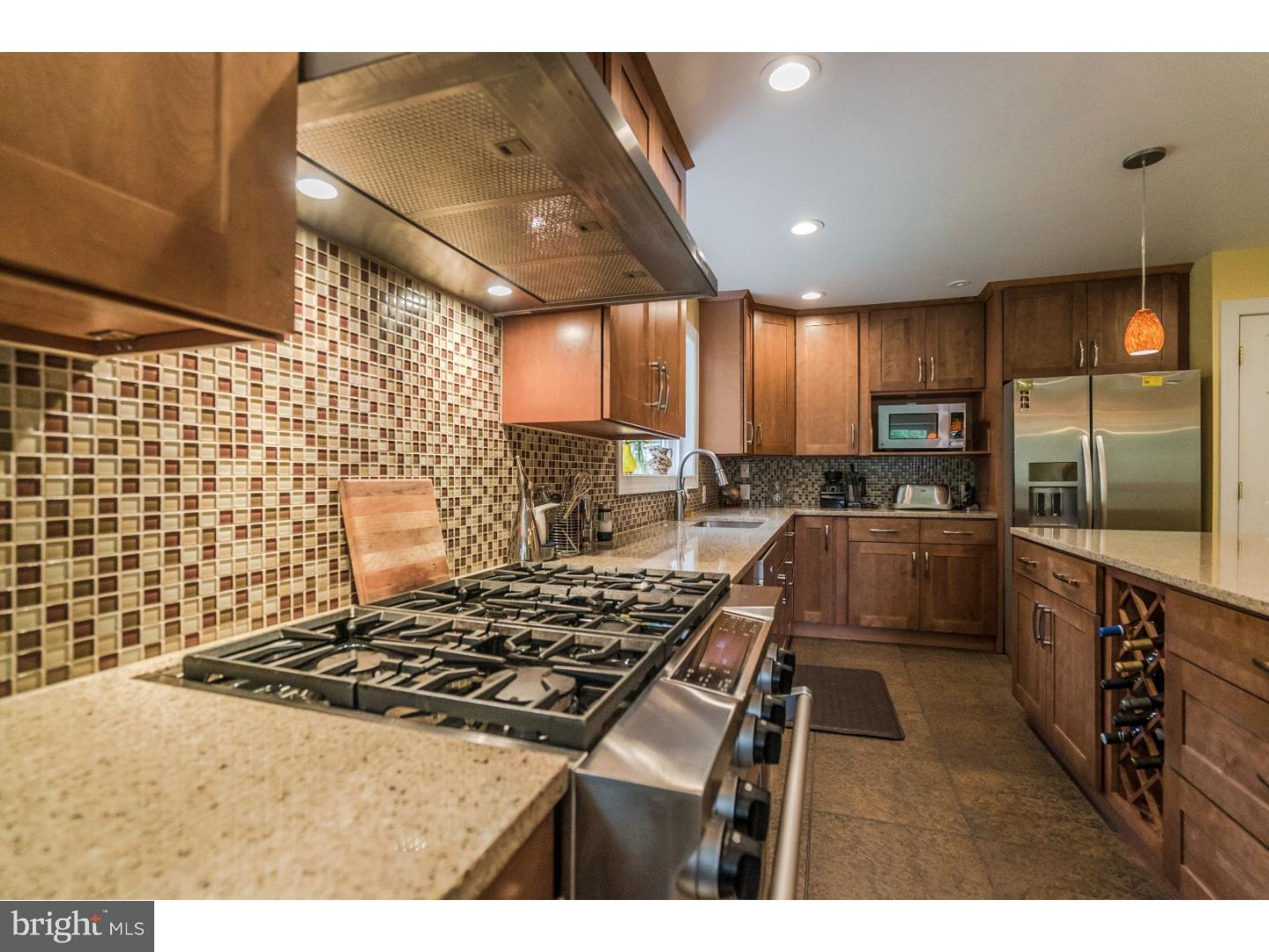 1800 Dillon Road Maple Glen, PA 19002 - Photo 8 of 25 Kitchen