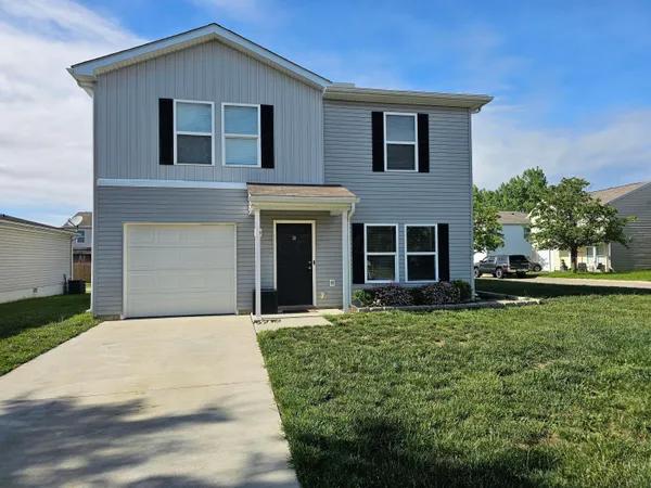$339,800 | 30 Waterman Avenue, Commercial Point, OH 43116