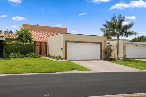 $1,100,000 | 17735 Los Jardines West, Fountain Valley, CA 92708