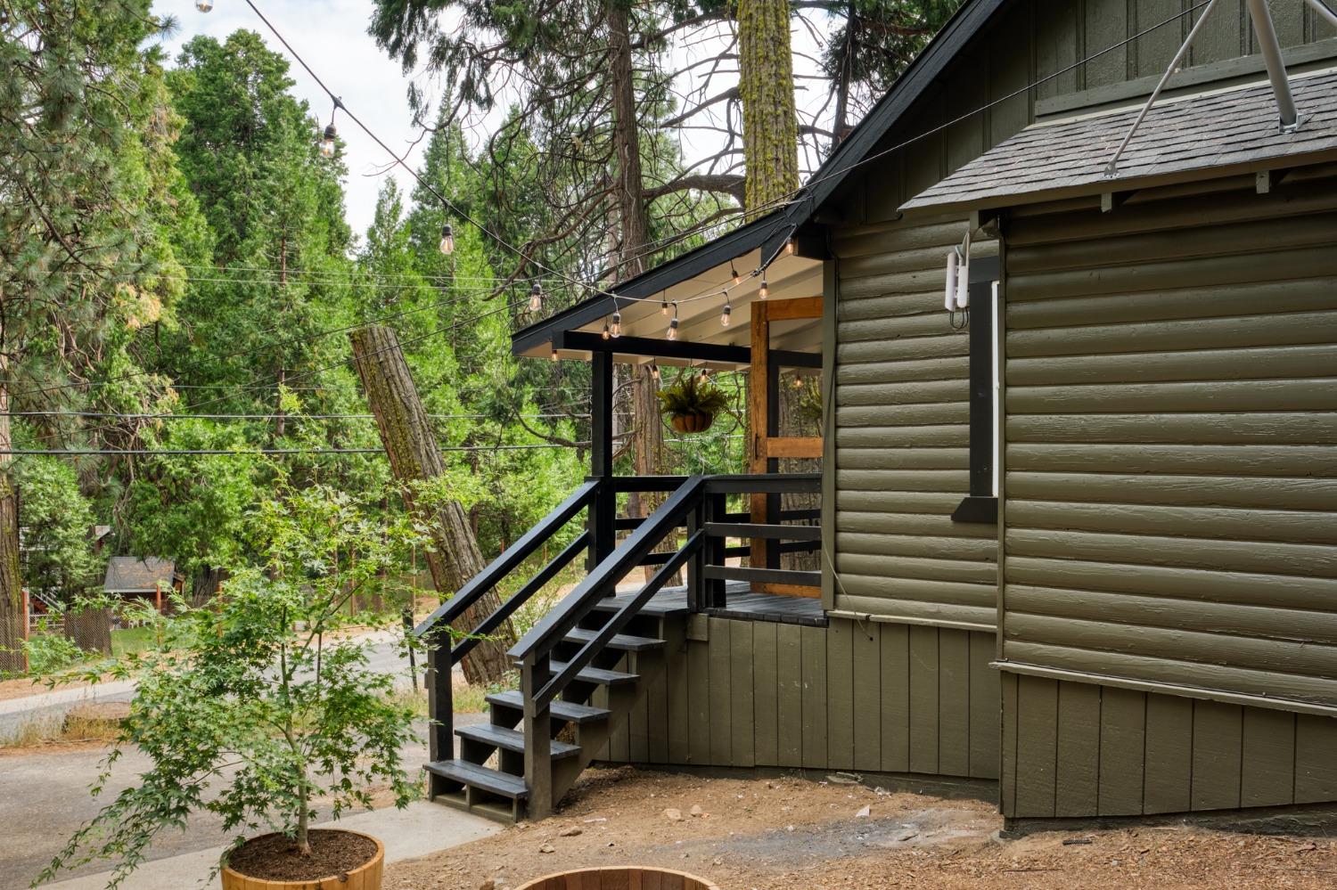 25941 Ellmaro Road Long Barn, CA 95335 - Photo 38 of 74 a view of stairs and with trees in the background