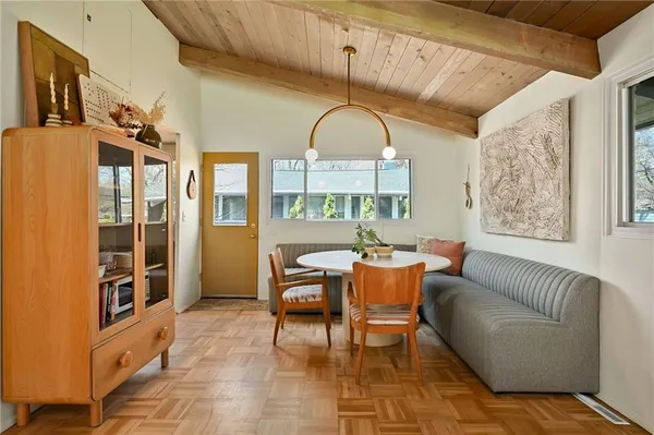 $425,000 | 4504 West 78th Street, Prairie Village, KS 66208