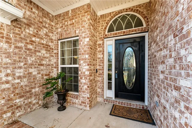 $335,000 | 121 Grayson Avenue, Savannah, GA 31419