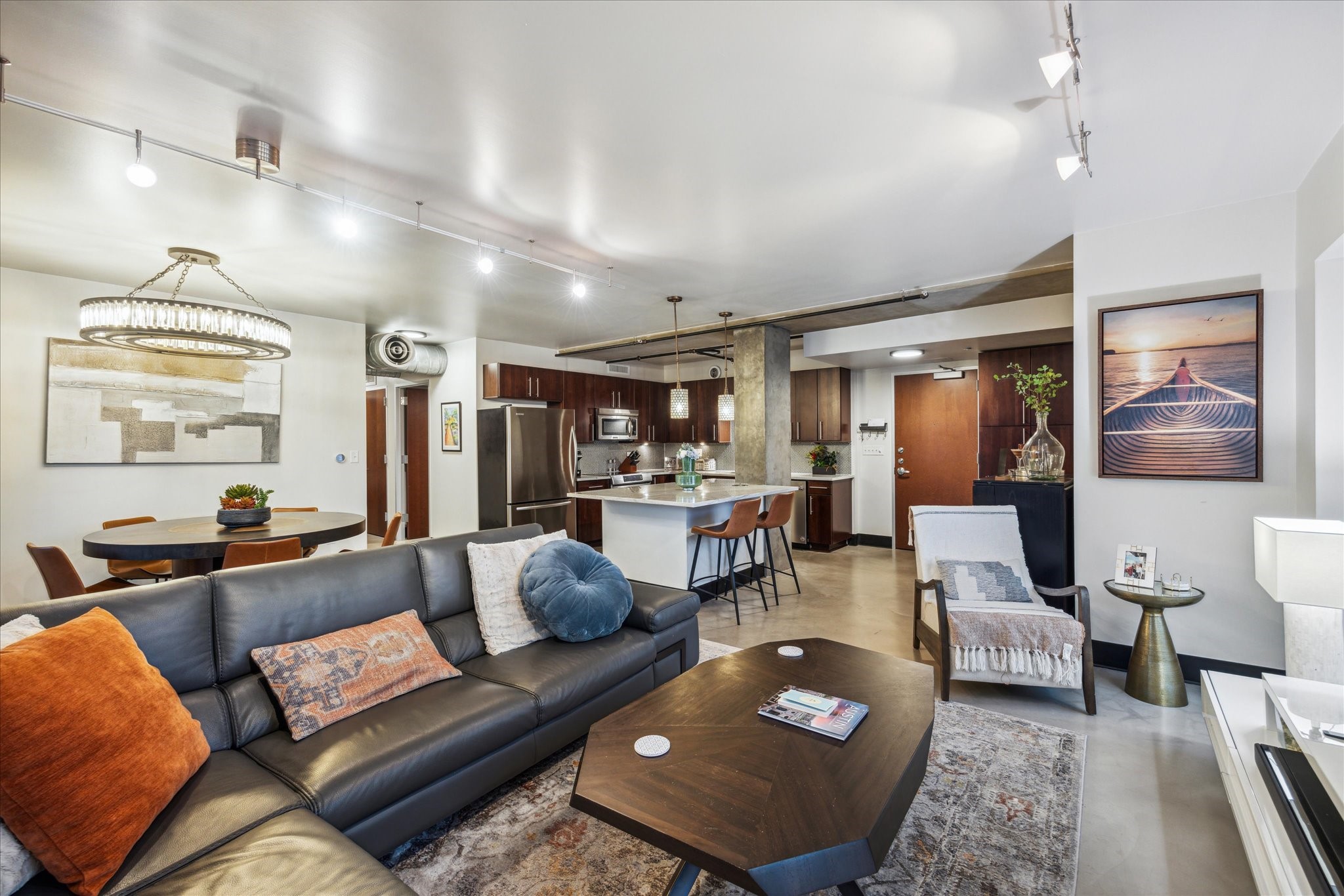 800 Brazos Street, Unit 1007 Austin, TX 78701 - Photo 5 of 15