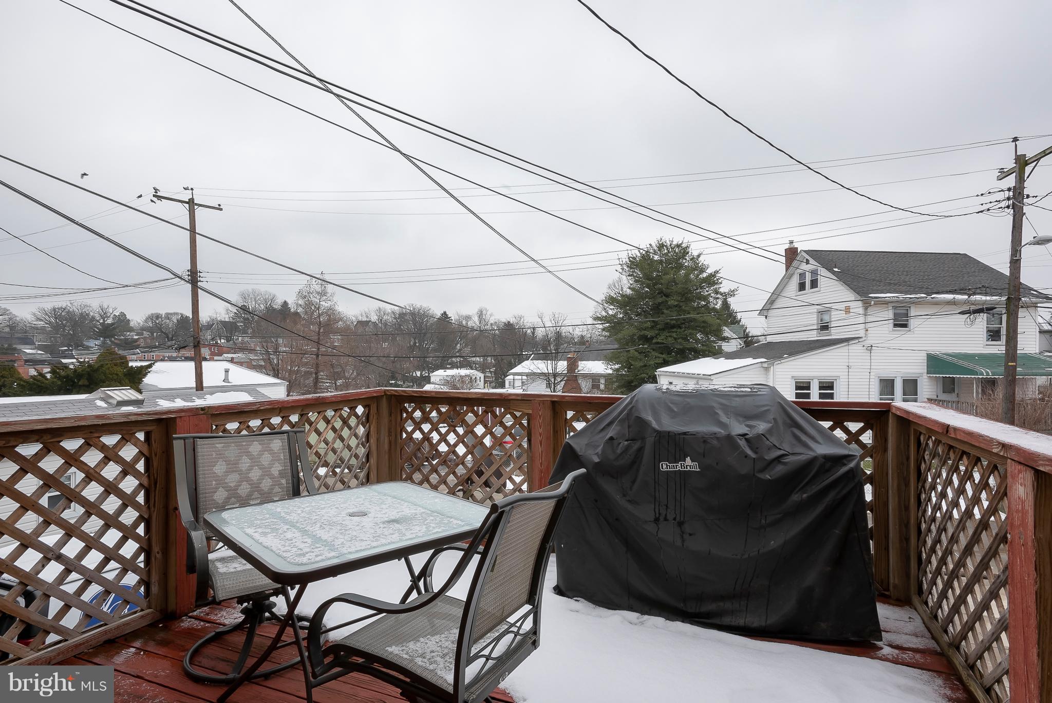 3583 Benzinger Road Baltimore, MD 21229 - Photo 10 of 21 Deck