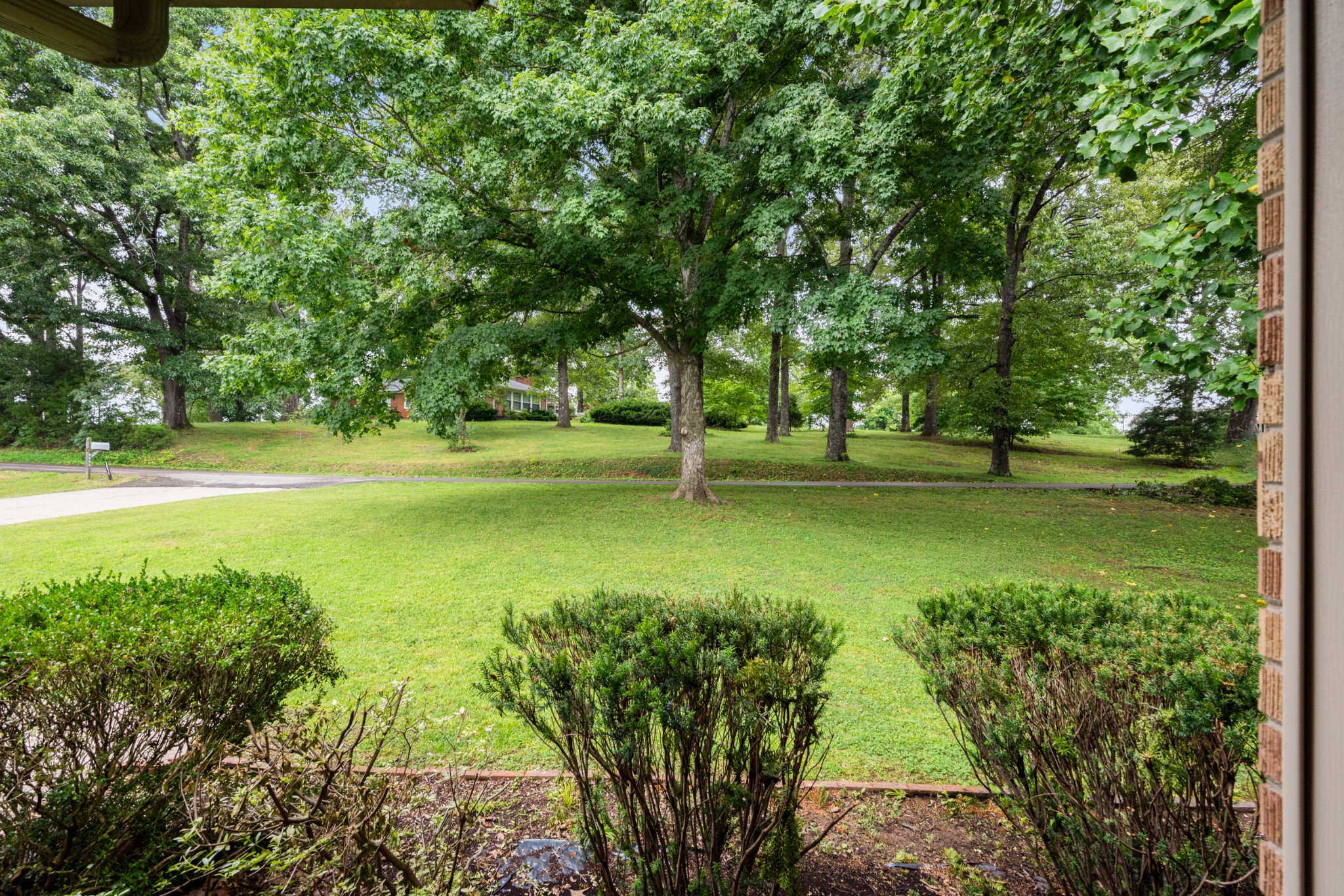 2054 Ridgecrest Circle Dickson, TN 37055 - Photo 40 of 42