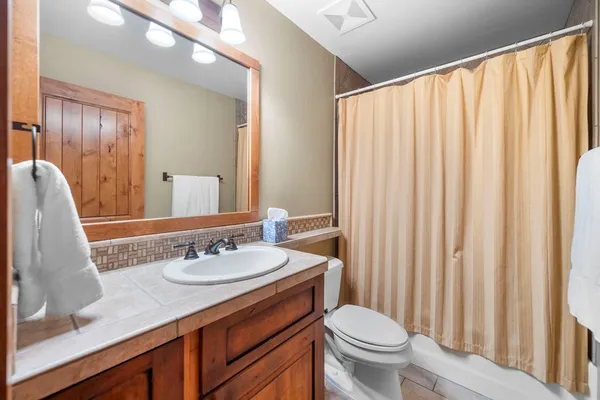 $1,589,000 | 114 Twin Creek Court, Donnelly, ID 83615