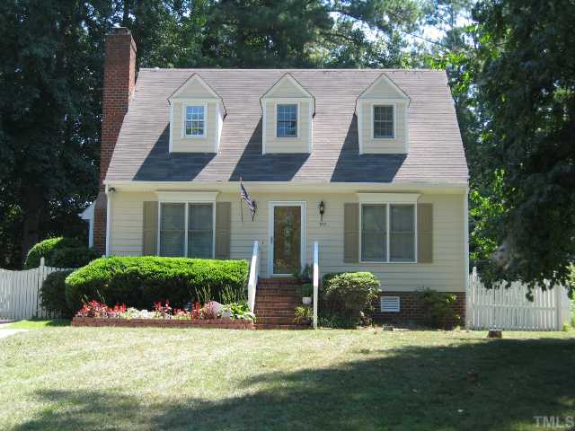 102 Nicholson Road Garner, NC 27529 - Photo 1 of 12 Gallery Image 1