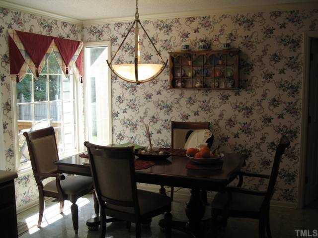 102 Nicholson Road Garner, NC 27529 - Photo 6 of 12 Gallery Image 6