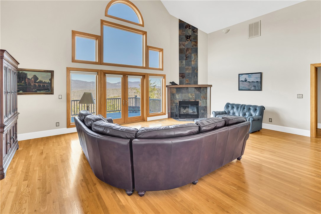 420 Packs Mountain Ridge Road Taylors, SC 29687 - Photo 4 of 50