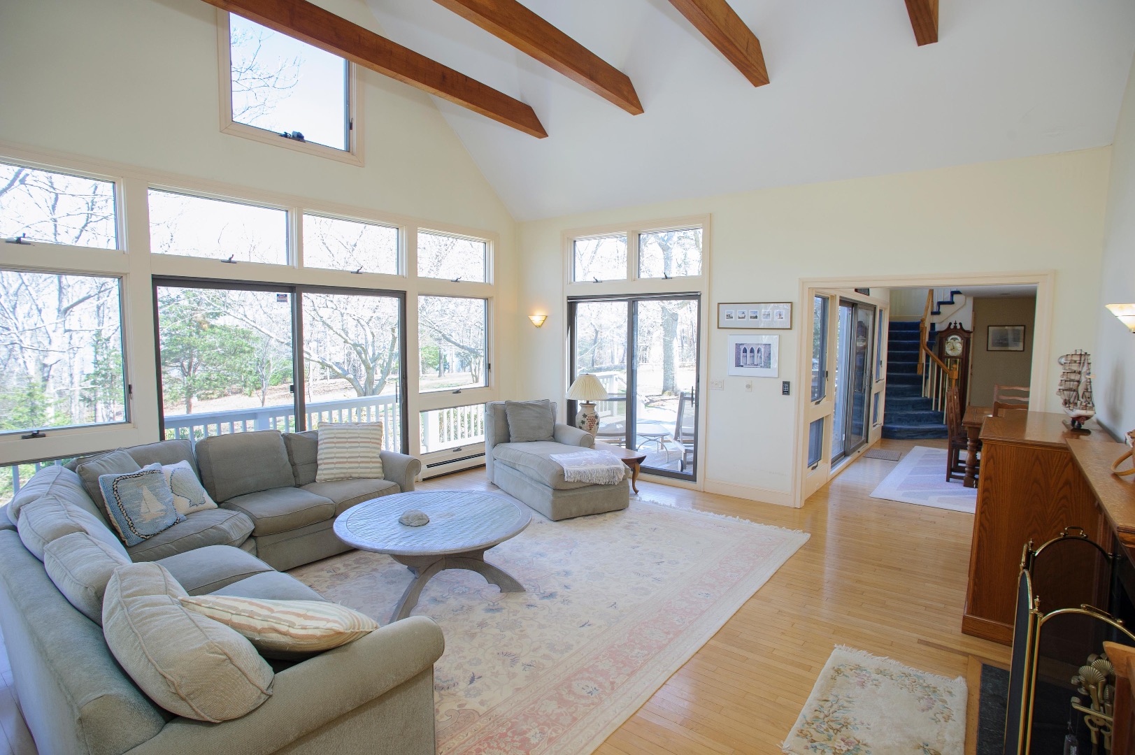 237 Lagoon Pond Road Vineyard Haven, MA 02568 - Photo 5 of 21 Living room