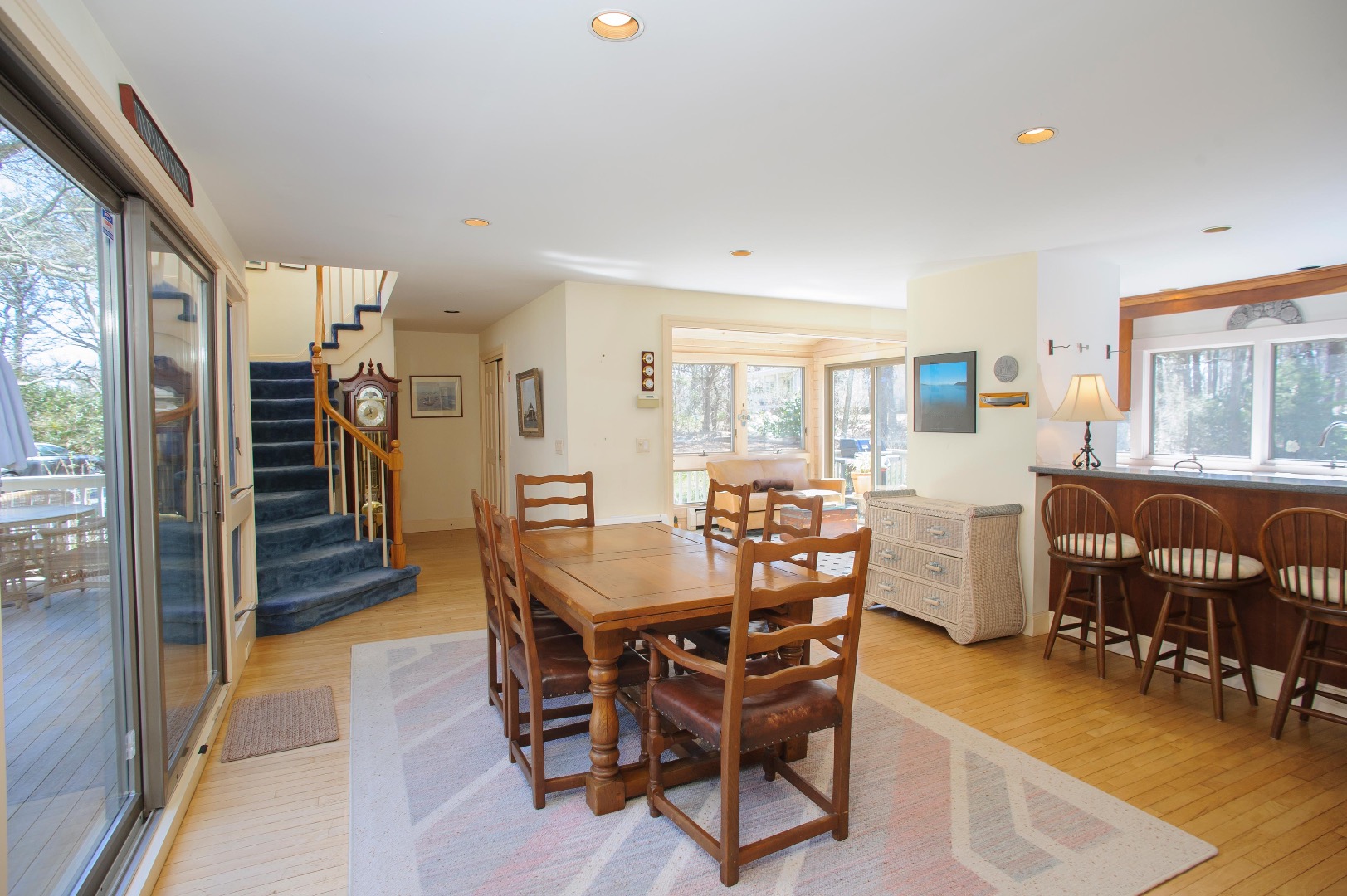 237 Lagoon Pond Road Vineyard Haven, MA 02568 - Photo 7 of 21