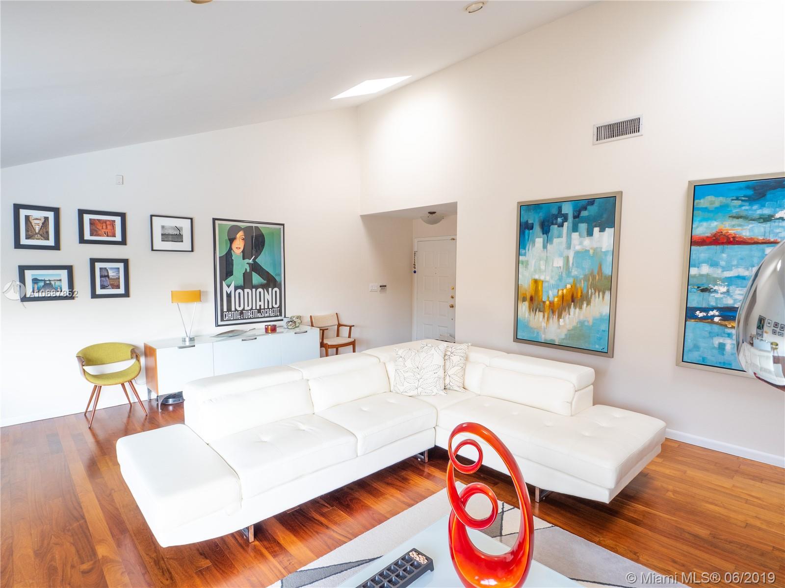 140 Greens Road Hollywood, FL 33021 - Photo 6 of 21 Gallery Image 6