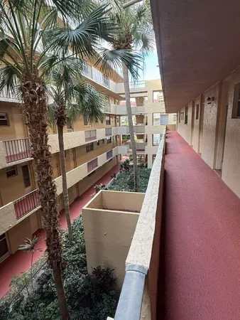 $1,850 | 408 Northwest 68th Avenue, Unit 306, Plantation, FL 33317