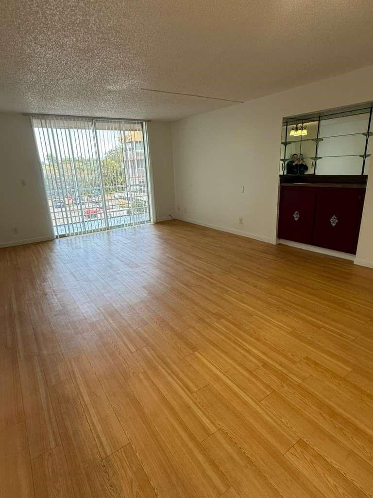 408 Northwest 68th Avenue, Unit 306 Plantation, FL 33317 - Photo 5 of 22 Photo 5