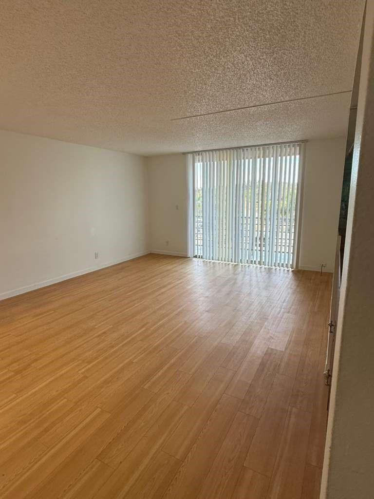 408 Northwest 68th Avenue, Unit 306 Plantation, FL 33317 - Photo 6 of 22 Photo 6