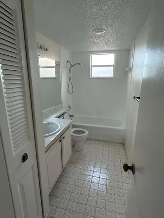 $1,850 | 408 Northwest 68th Avenue, Unit 306, Plantation, FL 33317